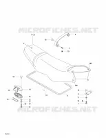Stoel en motorkap