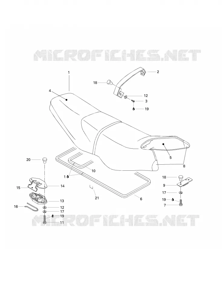 Stoel en motorkap